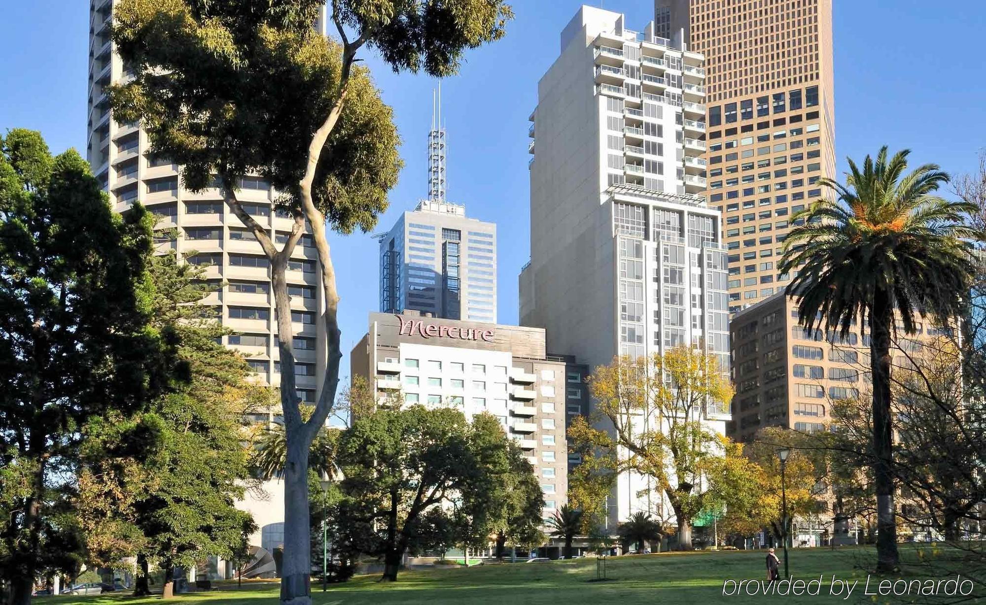 Mercure Melbourne Treasury Gardens Ngoại thất bức ảnh