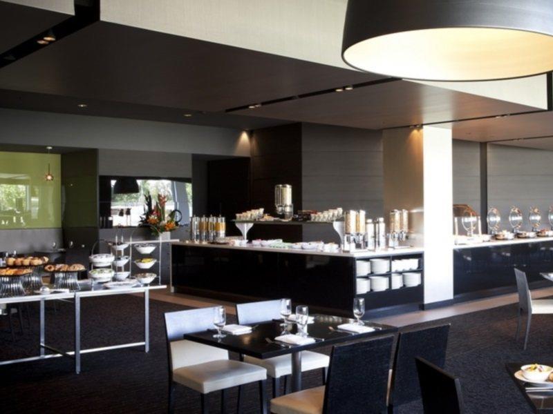 Mercure Melbourne Treasury Gardens Ngoại thất bức ảnh