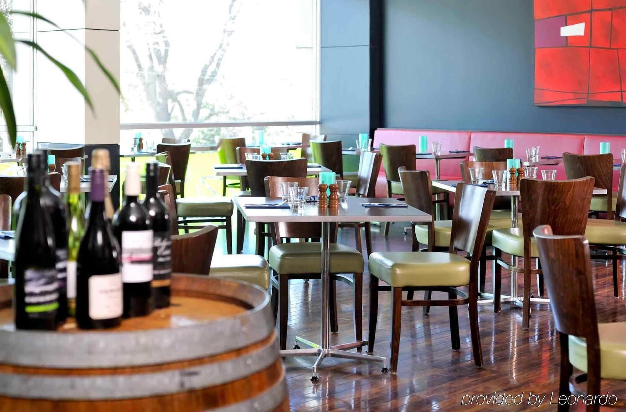 Mercure Melbourne Treasury Gardens Nhà hàng bức ảnh