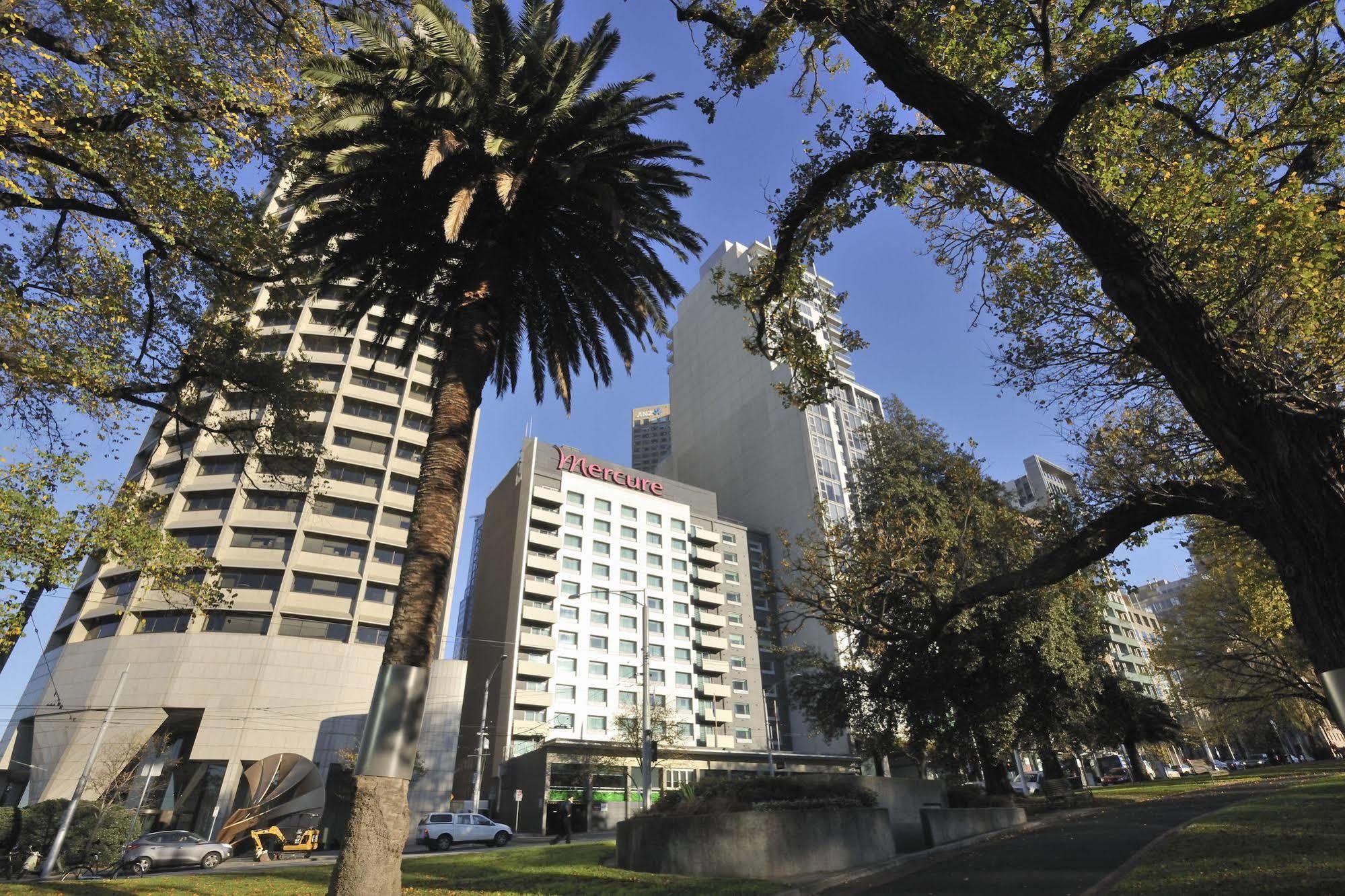 Mercure Melbourne Treasury Gardens Ngoại thất bức ảnh